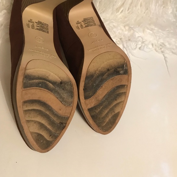 Brown suede-esk Fioni heels - Picture 8 of 8